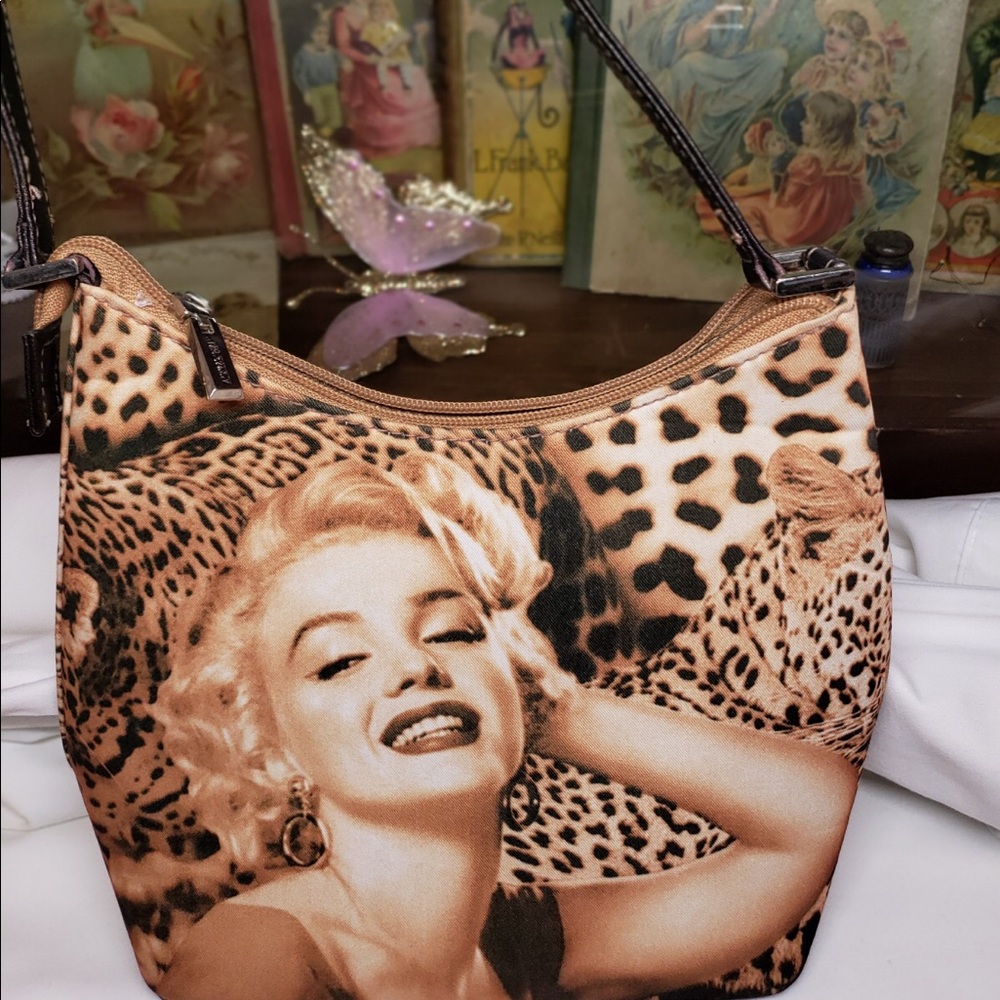 Marilyn Monroe Hand Bag - Picture 1 of 6